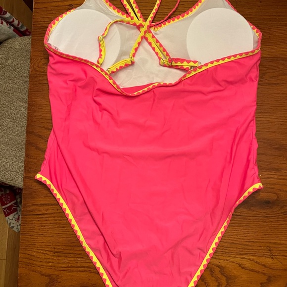 NWOT SHEIN Swimsuit Size 2XL - Picture 2 of 4
